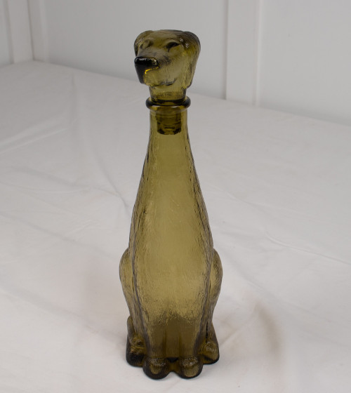 Carafe à décanter en verre vert en forme de chien