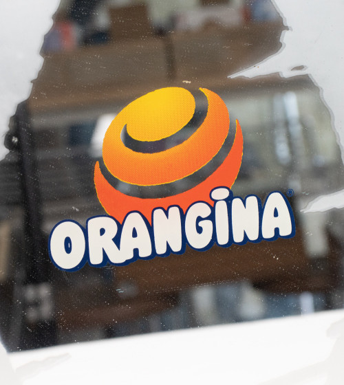 Mirall publicitari ORANGINA