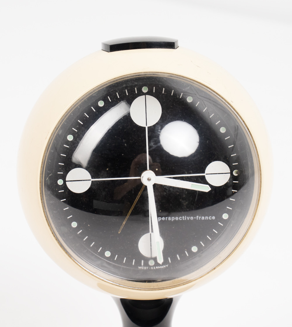 Horloge-boule de table beige PERSPECTIVE