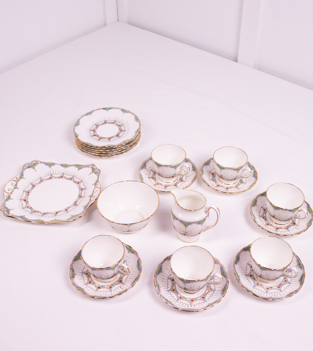 Colorful polka dot tea set (21 pieces)