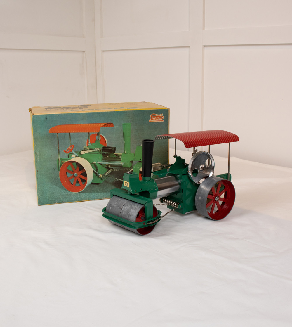 1900 Road Roller, JAYA