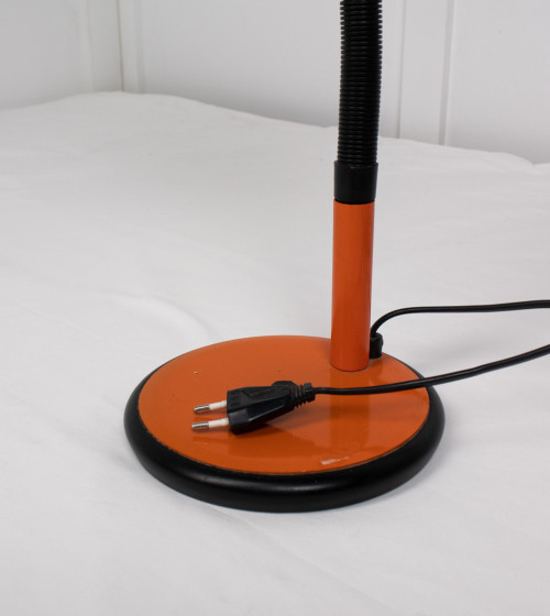 Lampe table orange en métal