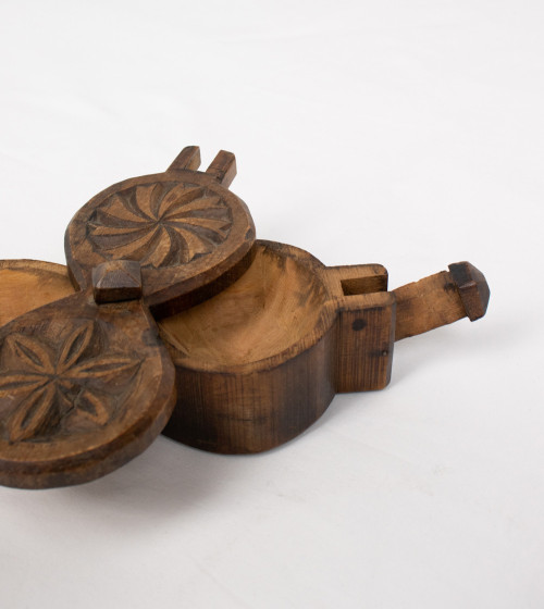 Salière et poivrier en bois