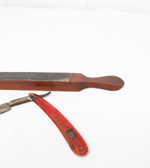 Couteau de barbier LASSERRE avec boîte