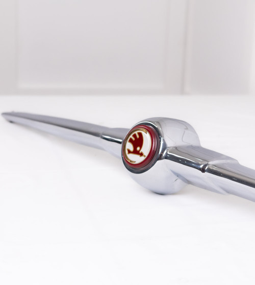 Garniture de capot moteur SKODA (avant) et pare-chocs arrière