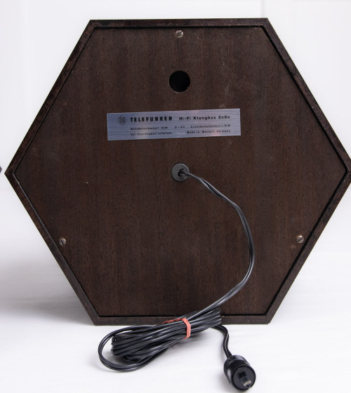 2080 TELEFUNKEN HiFi speakers