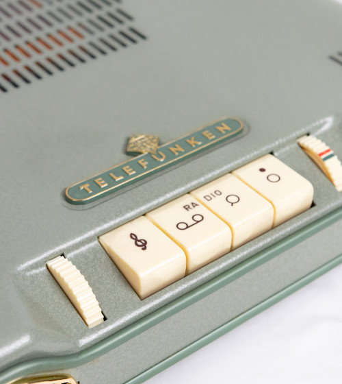 TELEFUNKEN S82 stereo amplifier