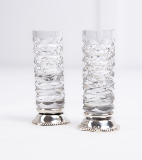 Porta púas de plata y cristal.