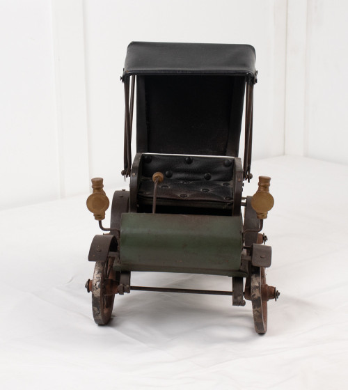 Wooden car from the 1930s